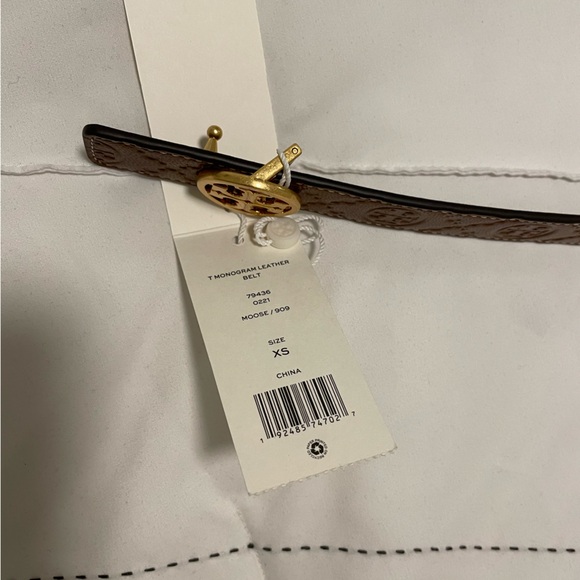 NWT- TORY BURCH- Women's T Monogram Leather Belt - Picture 6 of 6